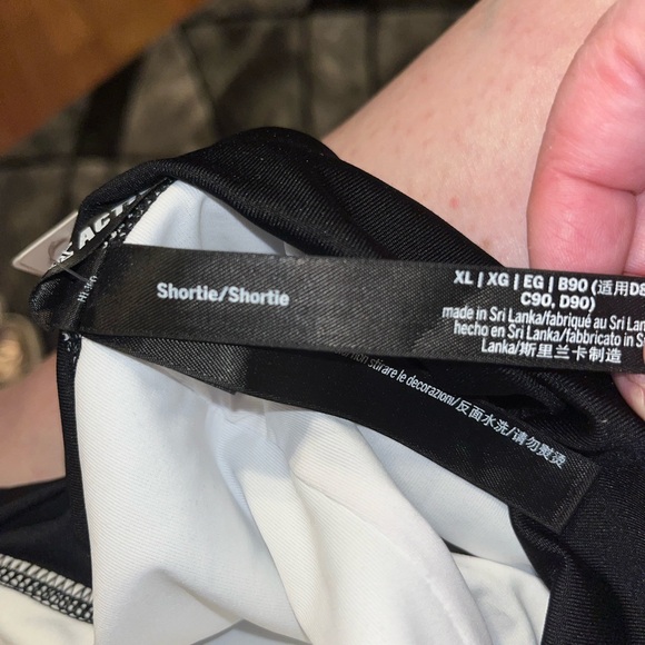 Victoria Secret Swim bottoms - Picture 6 of 8